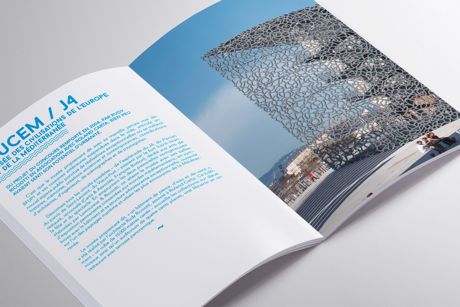 Page dédiée au premier bâtiment de la visite architecturale – brochure A5 Marseille