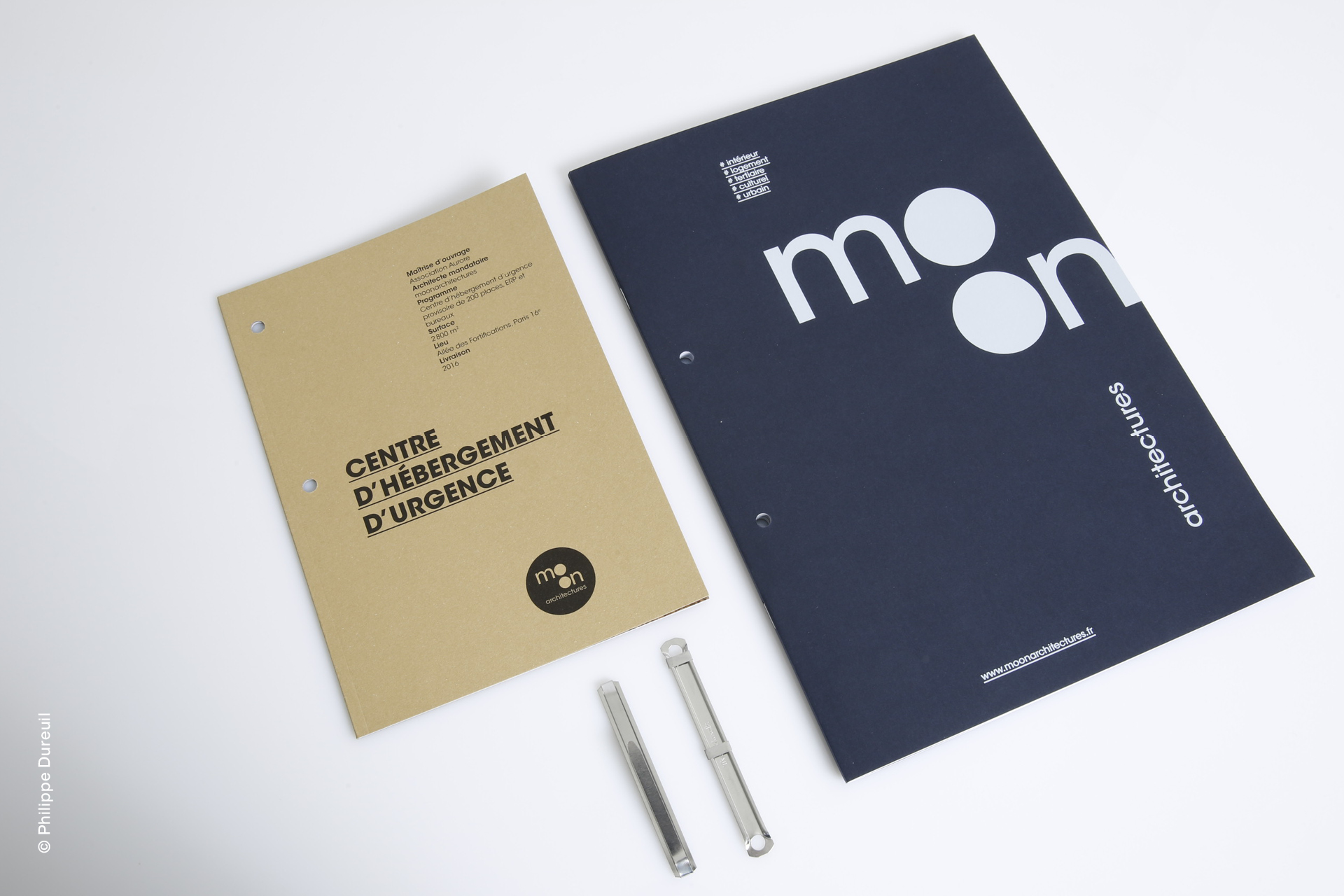 Graphisme identité visuelle Moon Architectures design éditorial Waixing mise en page architecture contemporaine