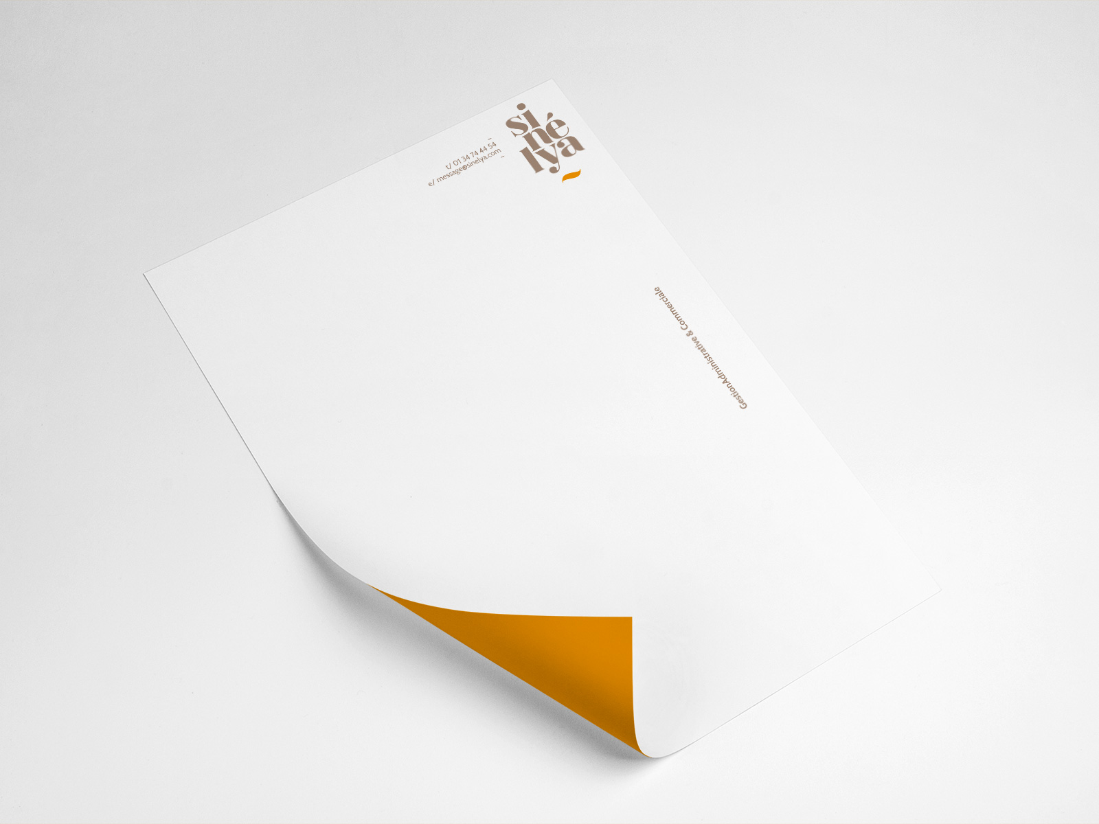 Papier à lettre Sinelya – design éditorial pour supports internes et promotionnels
