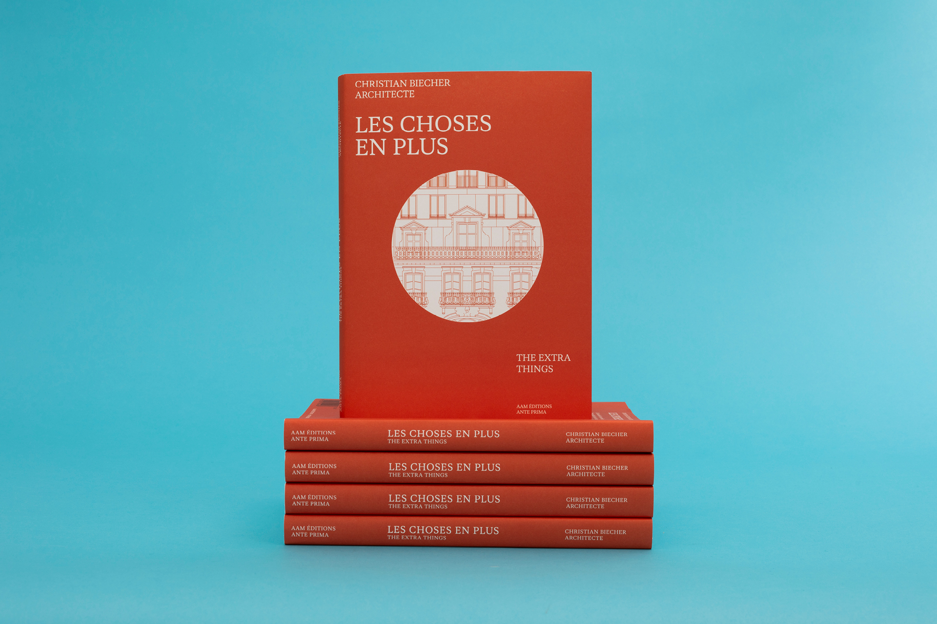 Graphisme éditorial d’un livre d’architecture présentant les projets de l’architecte Christian Biecher, mise en page contemporaine et design visuel soigné.