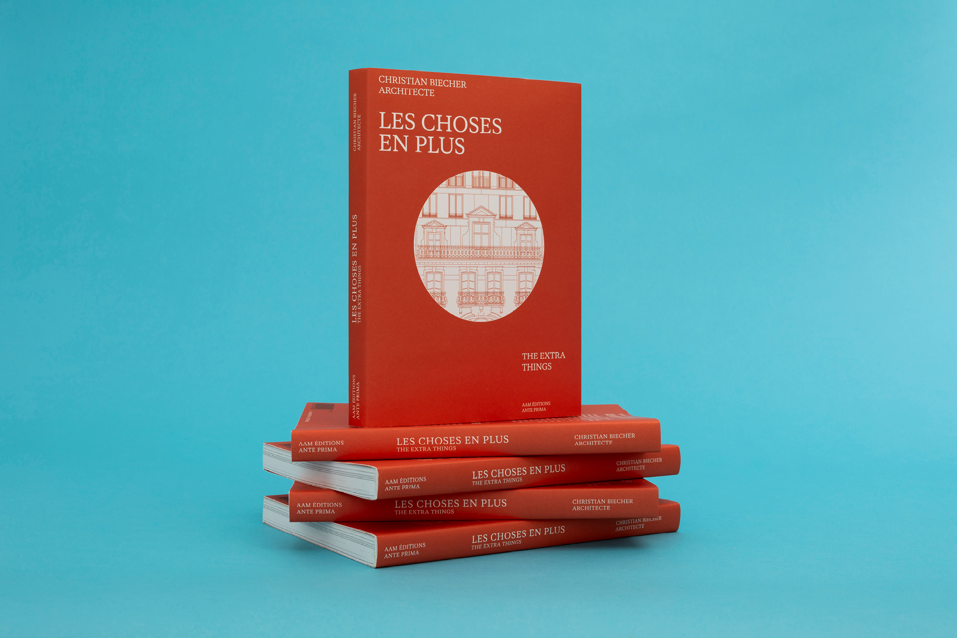 Graphisme éditorial pour livre d’architecture contemporaine présentant les projets de Christian Biecher, mise en page minimaliste et design typographique élégant.